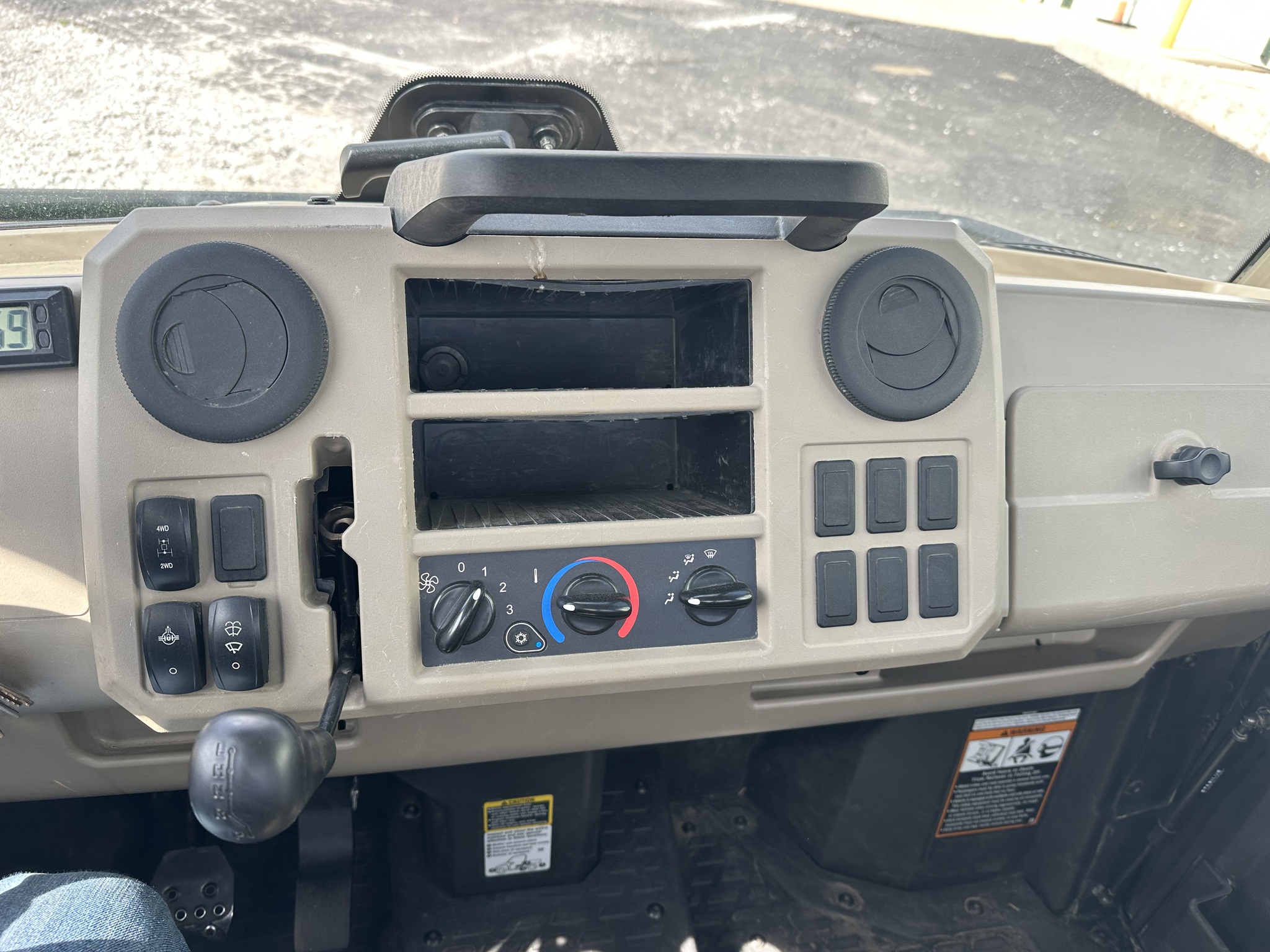  2023 John Deere XUV 835R at Heritage Tractor in Joplin, MO