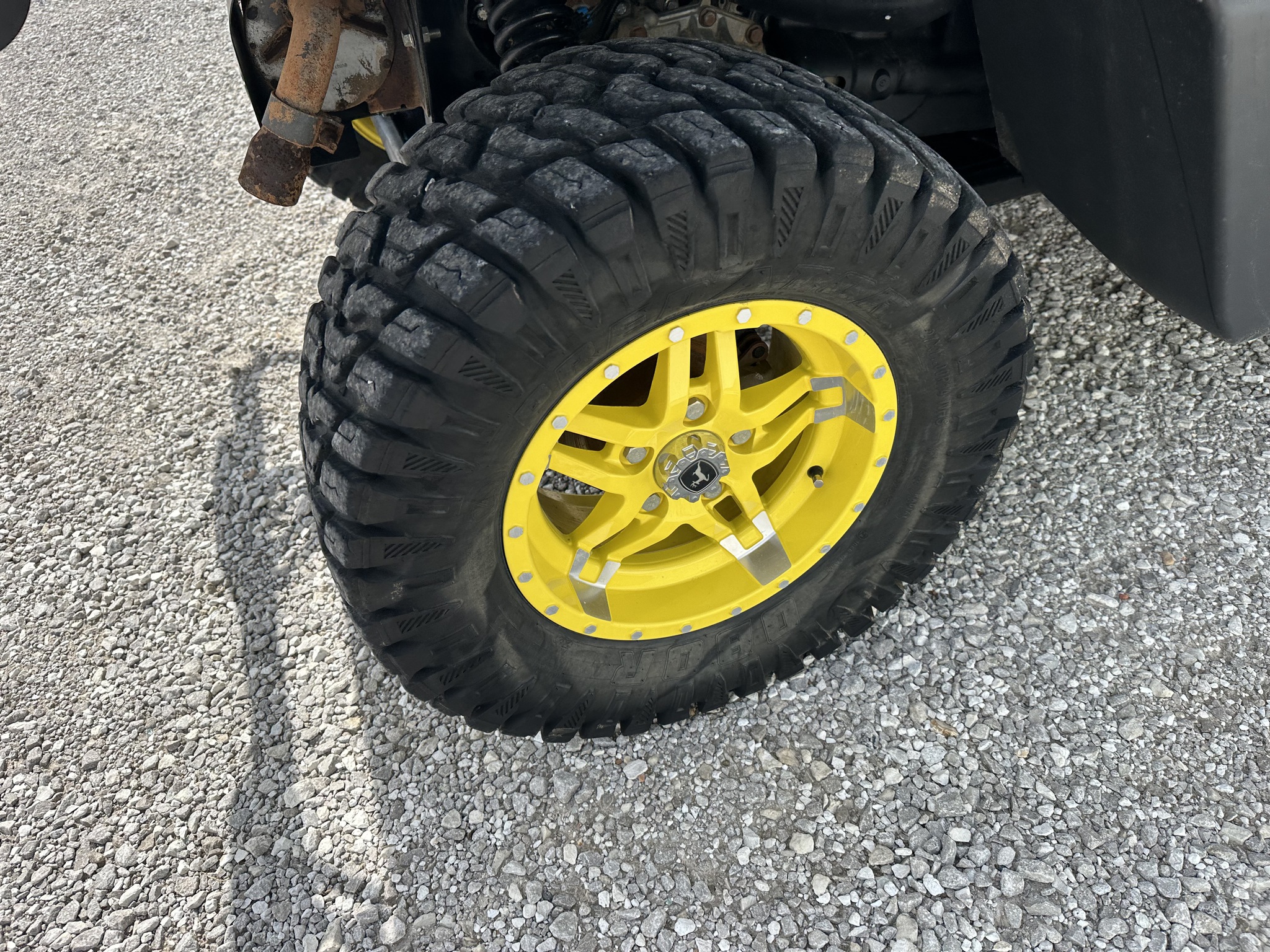  2023 John Deere XUV 835R at Heritage Tractor in Joplin, MO