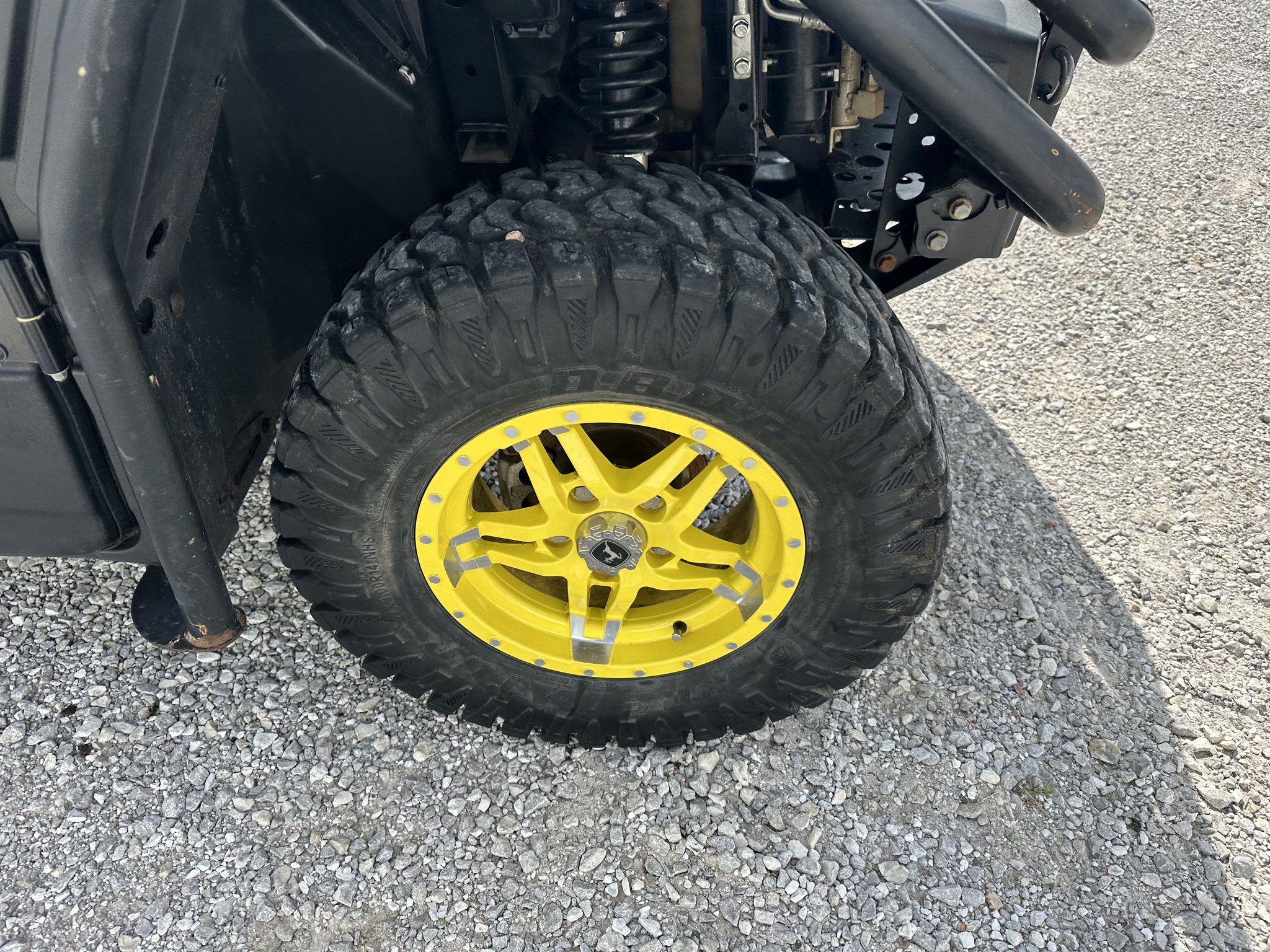  2023 John Deere XUV 835R at Heritage Tractor in Joplin, MO