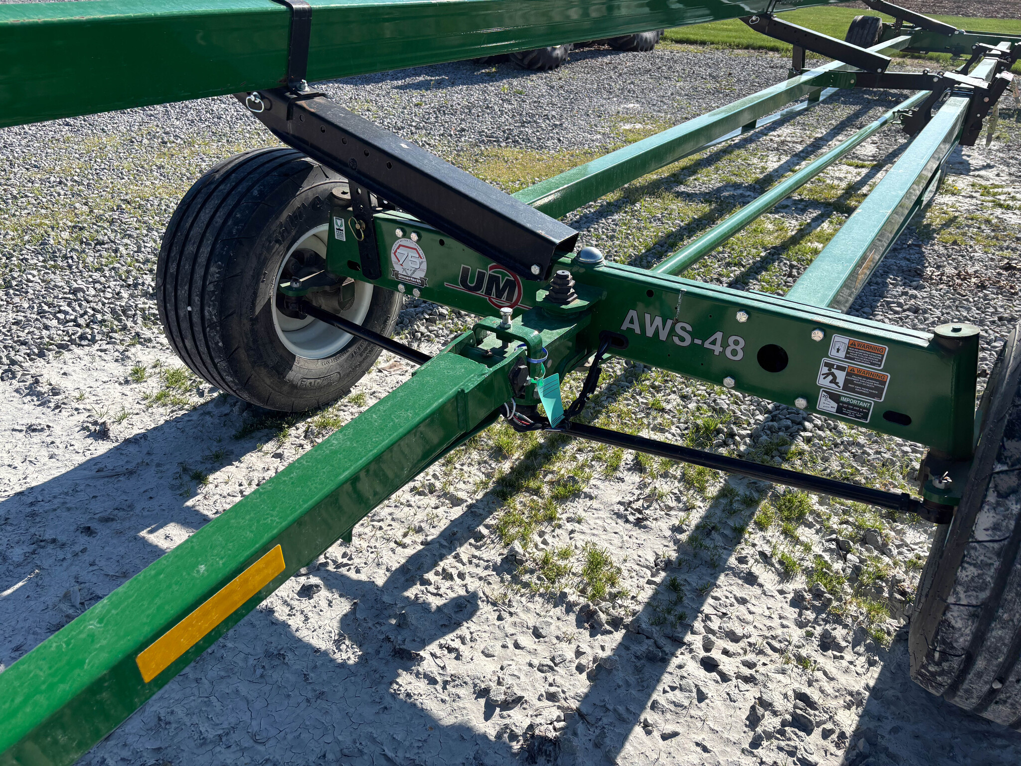 Used -- Unverferth AWS-48 Header carts at Koenig Equipment in Urbana, OH - PhotoXL4