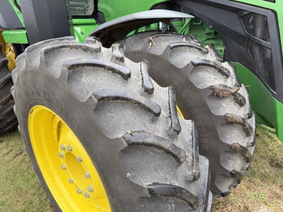 2023 John Deere 8R 410 - Photo12