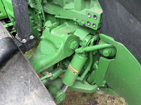 2023 John Deere 8R 410 - Photo13