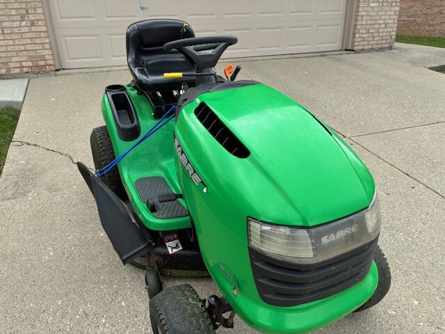 Used 2002 Sabre 1642HS Lawn & Garden Tractors at Koenig Equipment in Greensburg, IN - PhotoXL2