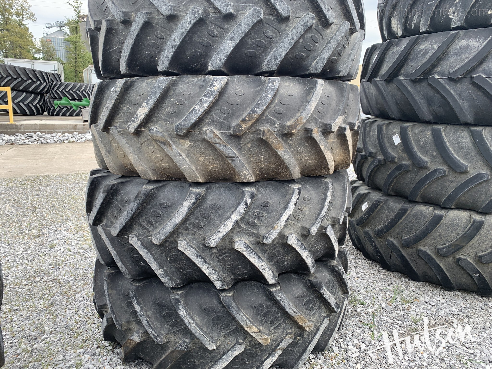 2023 BKT 460/85R34 | Tires & Tracks | MachineFinder