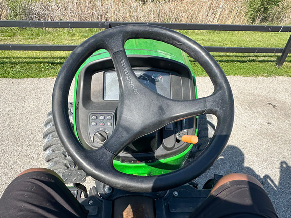 2022 John-Deere 3038E