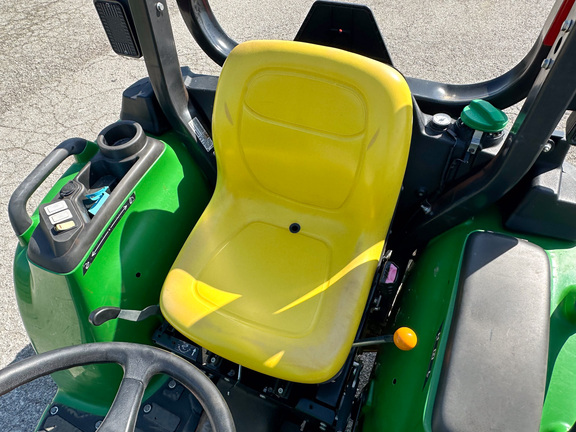 2022 John-Deere 3038E