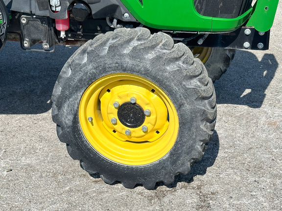 2022 John-Deere 3038E