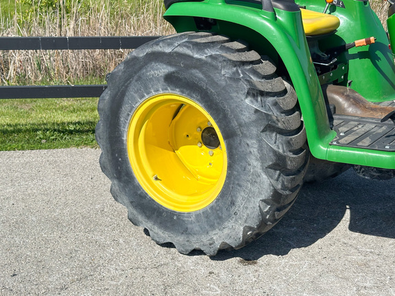 2022 John-Deere 3038E