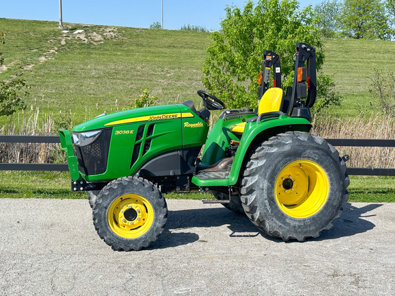 2022 John-Deere 3038E