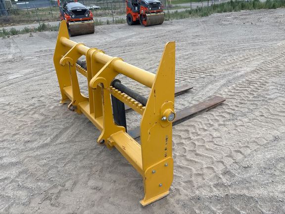 2022 John Deere 624FORKSVIS
