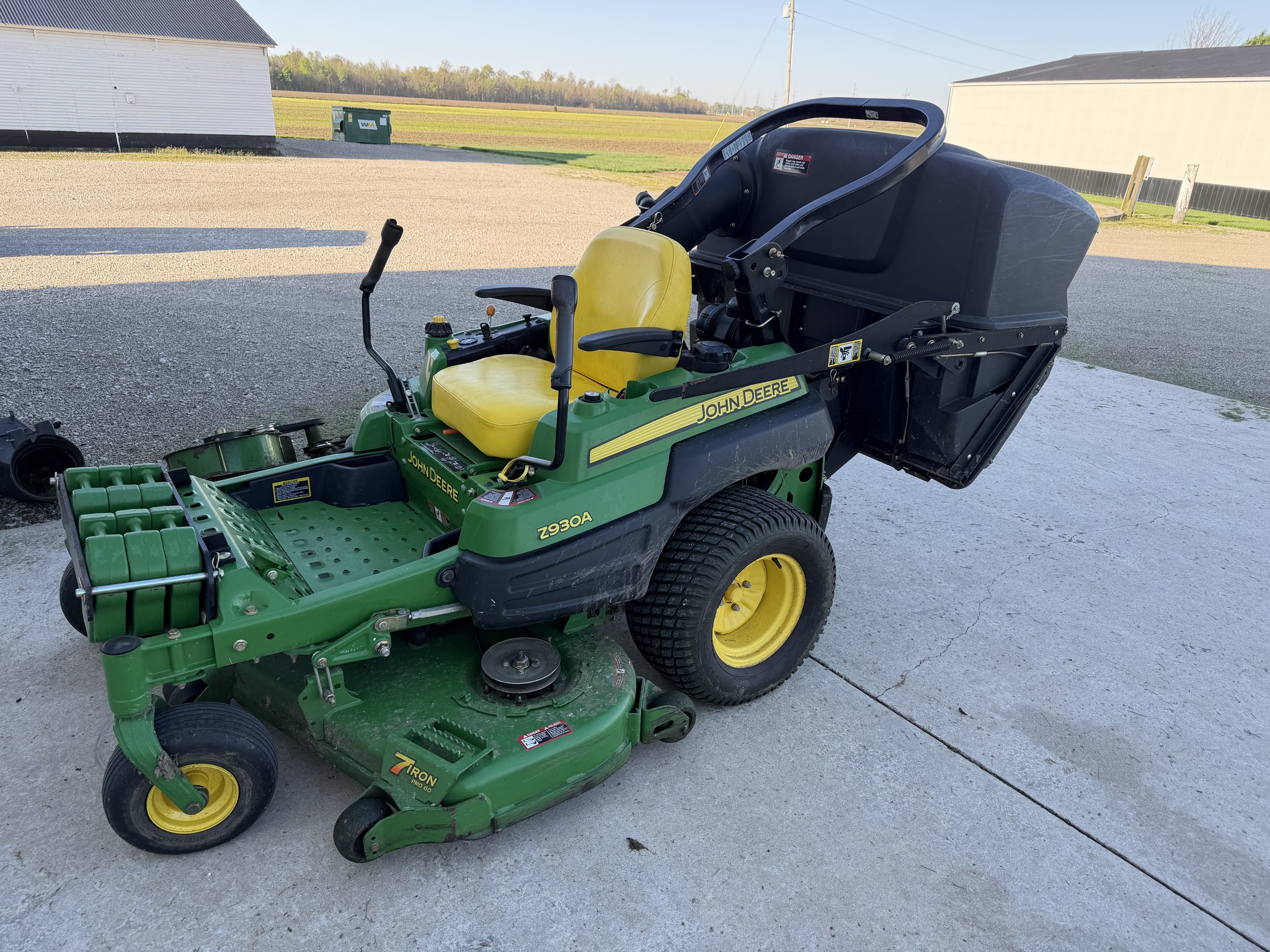 2010 John Deere Z930A Image 1