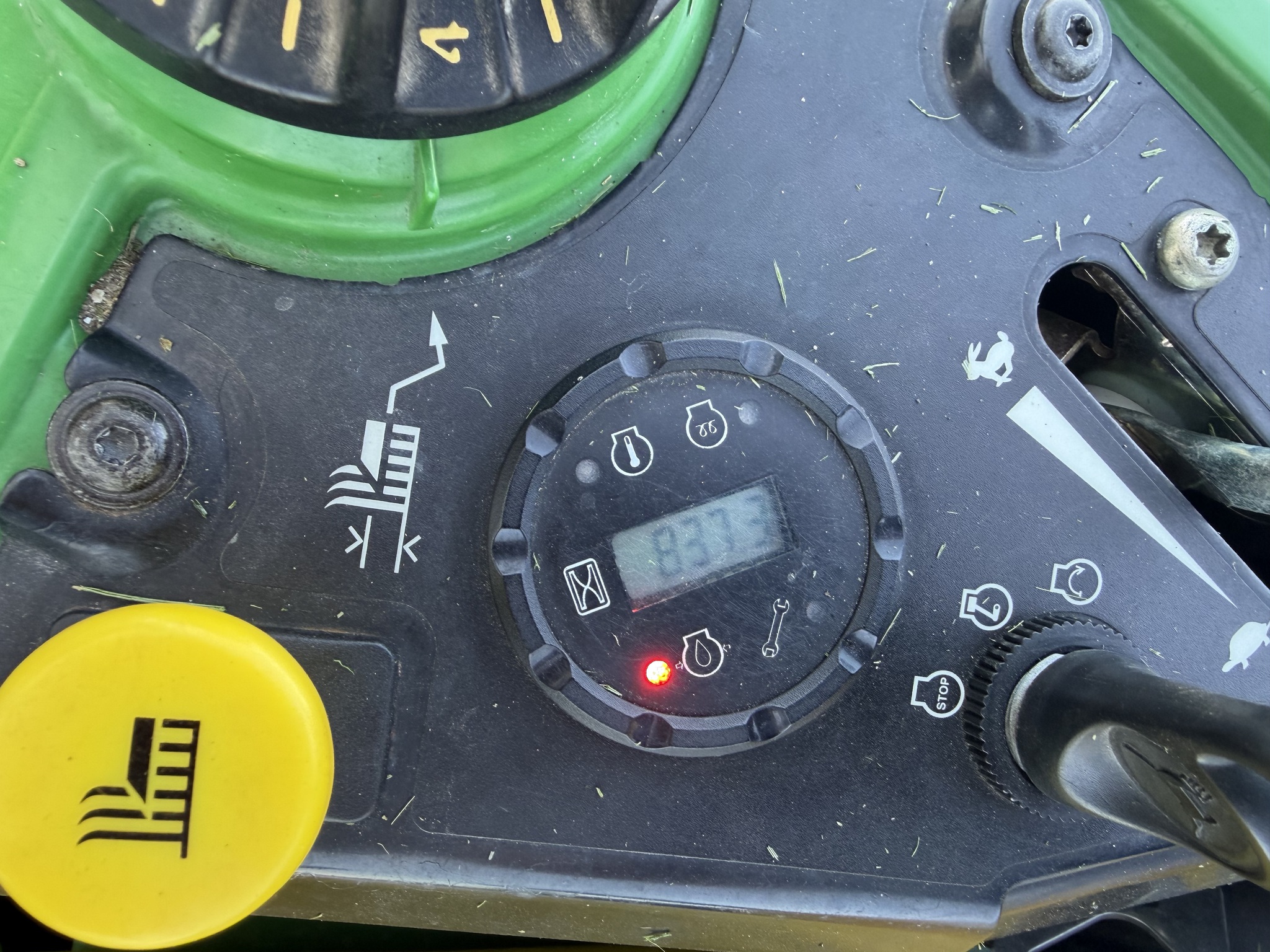 2010 John Deere Z930A Image 9