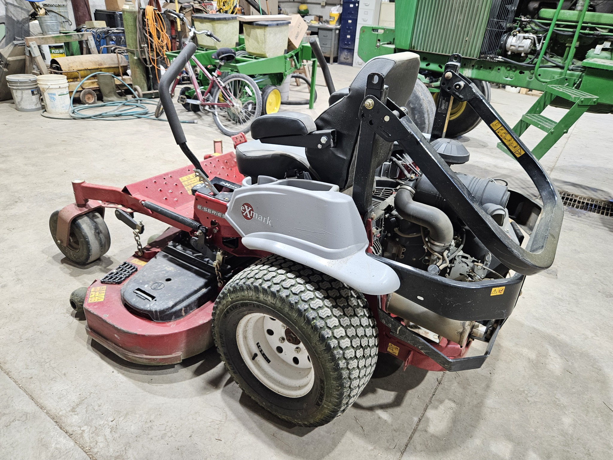  2022 Exmark LZE801CKA604A1 at Heritage Tractor in Lexington, IL
