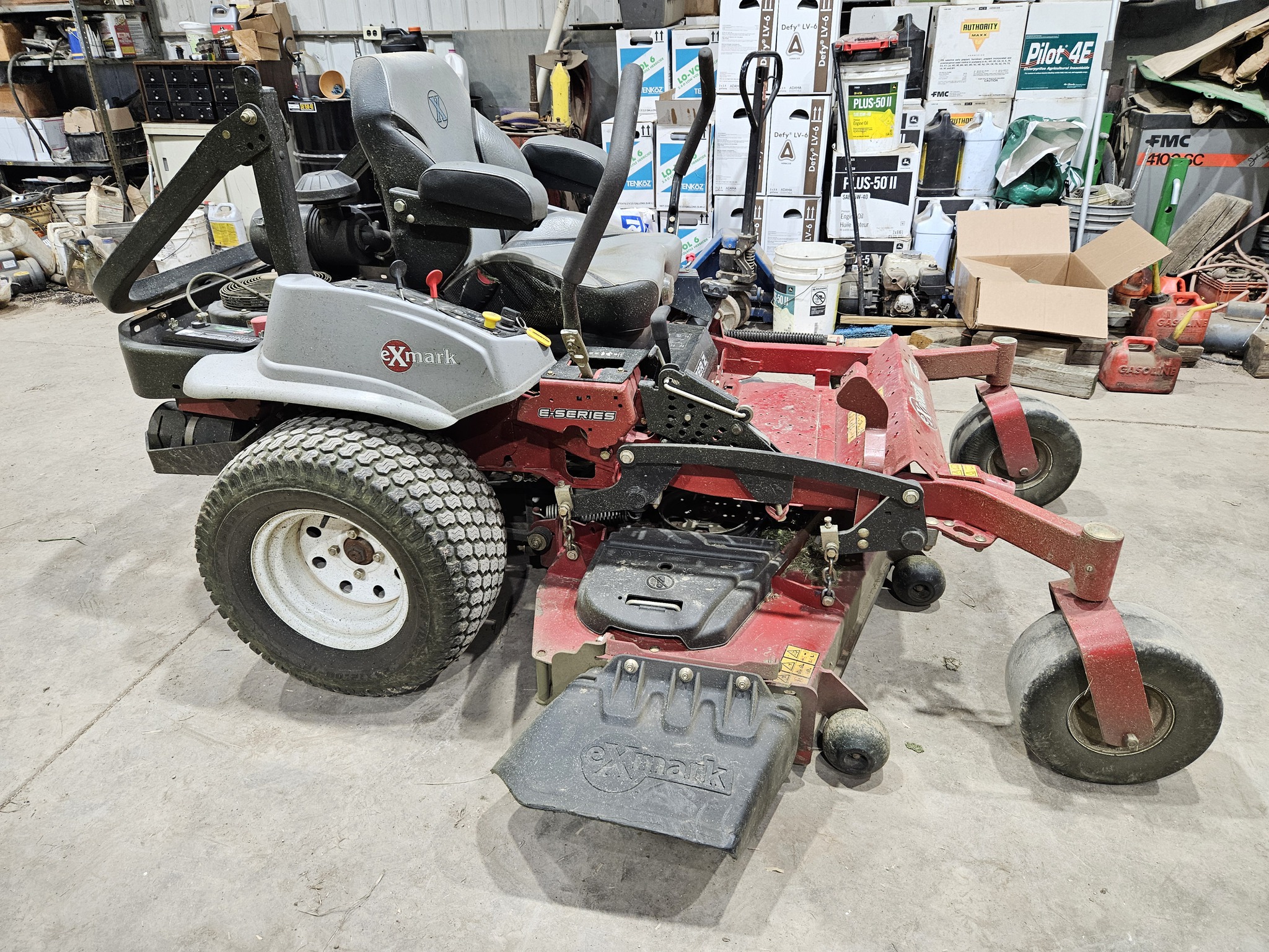  2022 Exmark LZE801CKA604A1 at Heritage Tractor in Lexington, IL