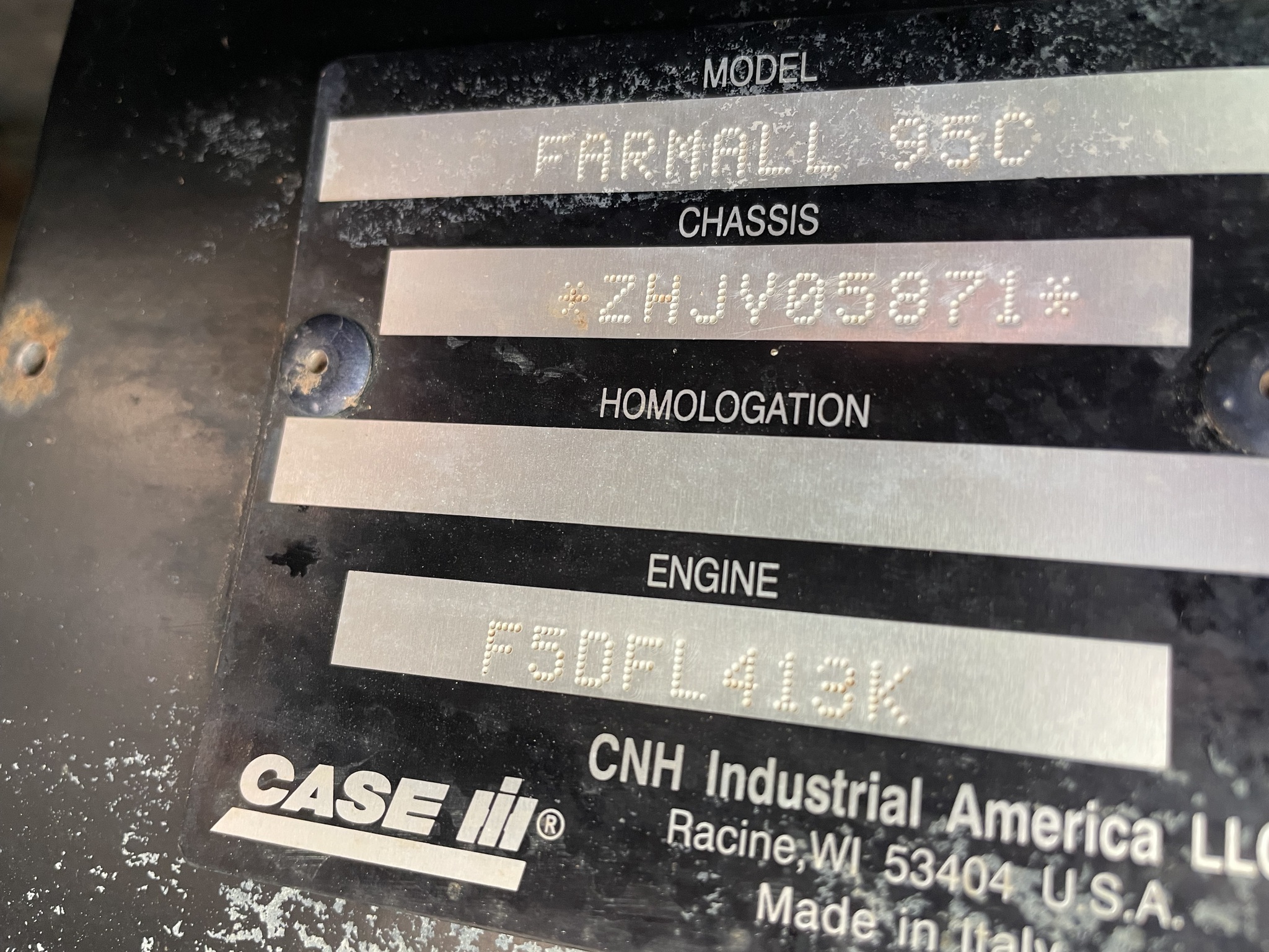 2017 Case IH Farmall 95C Pltfrm Image 3