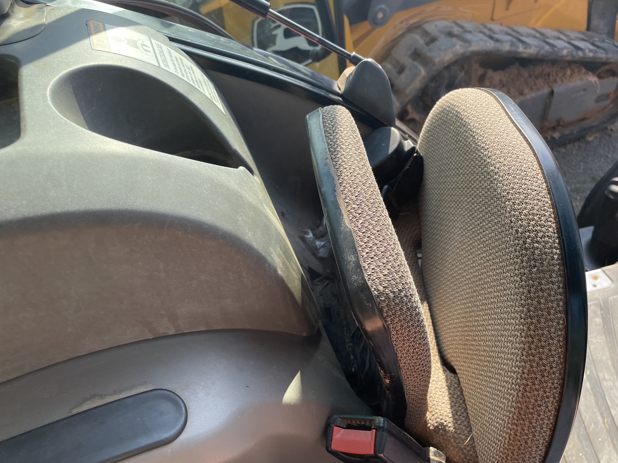 2017 Case IH Farmall 95C Pltfrm Image 28