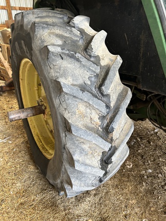 1978 John Deere 4040 (11th thumbnail)