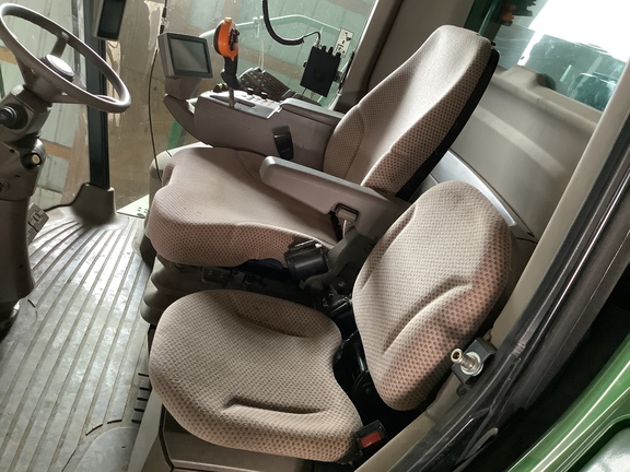Photo of 2015 John Deere S680