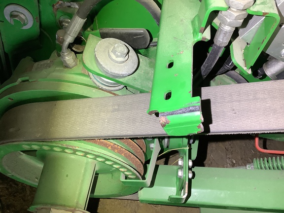 Photo of 2015 John Deere S680