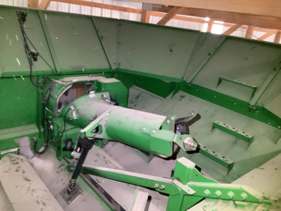 Photo of 2015 John Deere S680