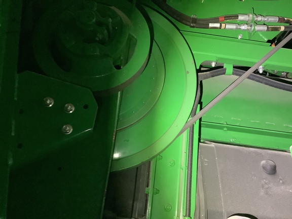 Photo of 2015 John Deere S680