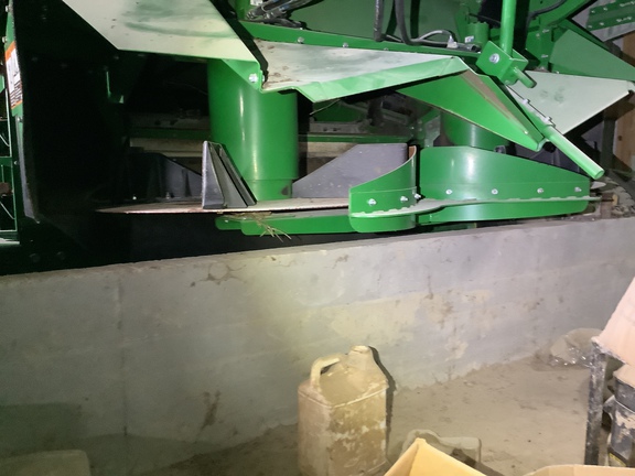 Photo of 2015 John Deere S680