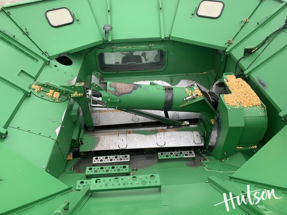 Photo of 2015 John Deere S680