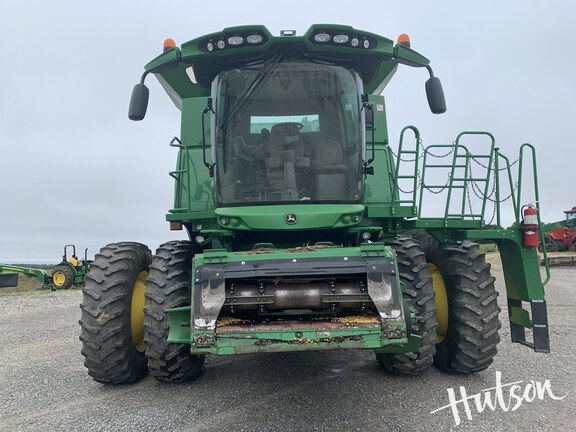 Photo of 2015 John Deere S680