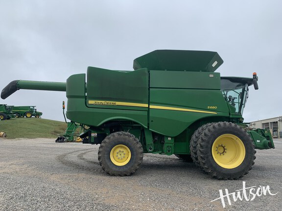 Photo of 2015 John Deere S680