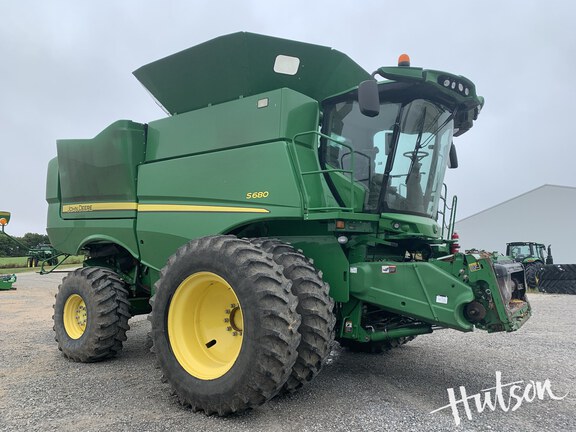 Photo of 2015 John Deere S680