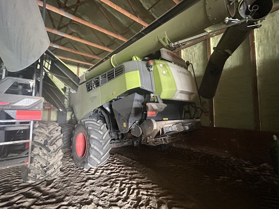 Used 2022 Claas 8800TT Combines at Horizon Ag & Turf in Falher, AB - Photo2