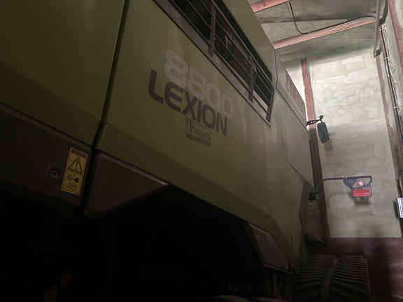 Used 2022 Claas 8800TT Combines at Horizon Ag & Turf in Falher, AB - Photo3