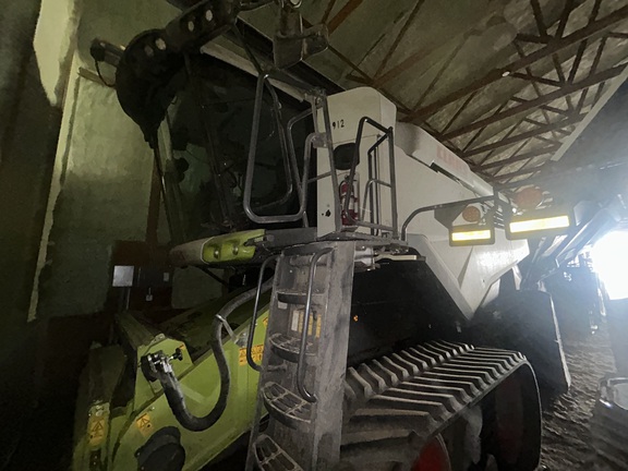 Used 2022 Claas 8800TT Combines at Horizon Ag & Turf in Falher, AB - Photo9