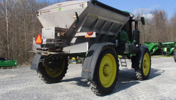 Photo of 2024 John Deere 600R