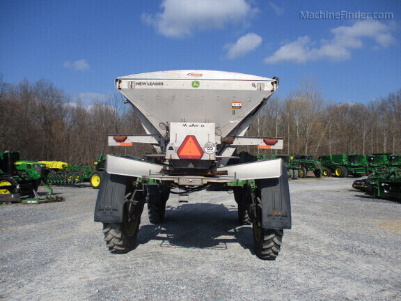 Photo of 2024 John Deere 600R