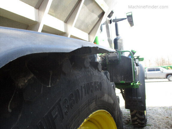 Photo of 2024 John Deere 600R
