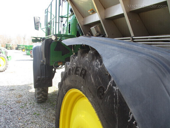 Photo of 2024 John Deere 600R