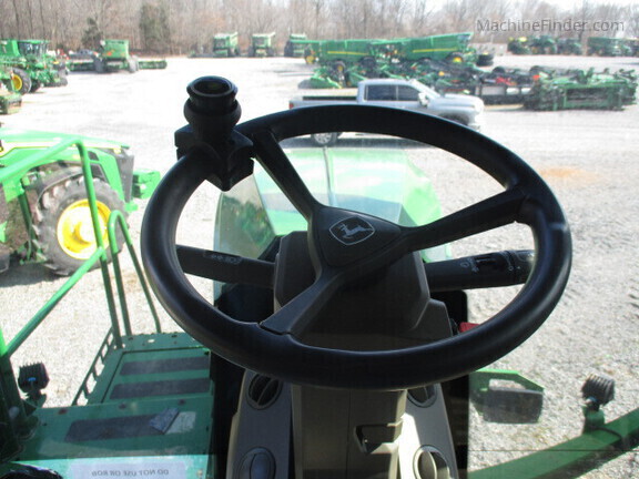 Photo of 2024 John Deere 600R