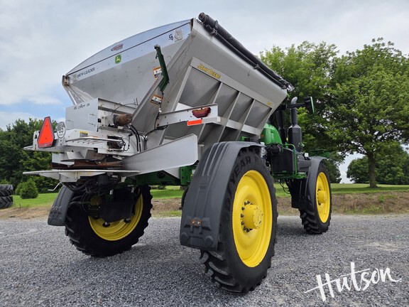 Photo of 2024 John Deere 600R