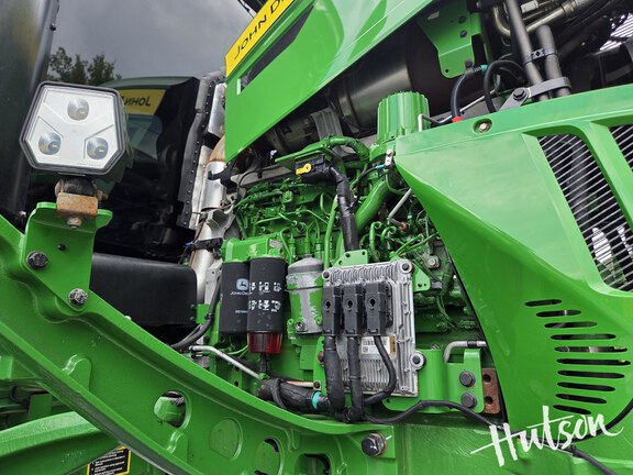 Photo of 2024 John Deere 600R