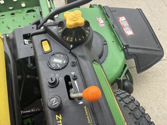 2021 John Deere Z950R (7th thumbnail)