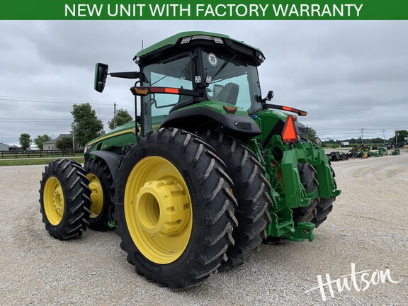 Photo of 2025 John Deere 8R 310