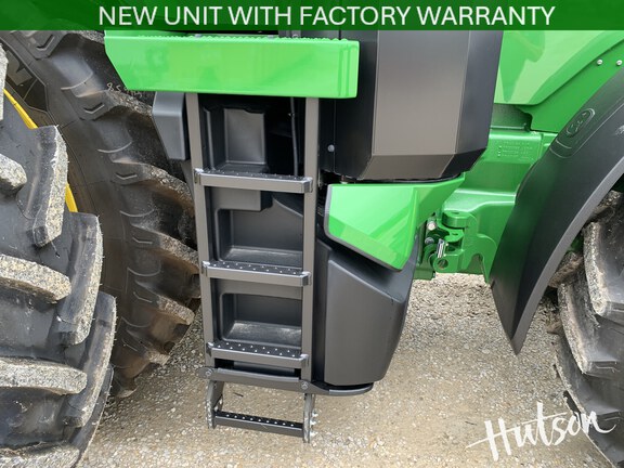 Photo of 2025 John Deere 8R 310