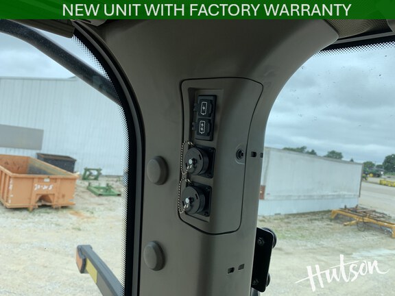 Photo of 2025 John Deere 8R 310