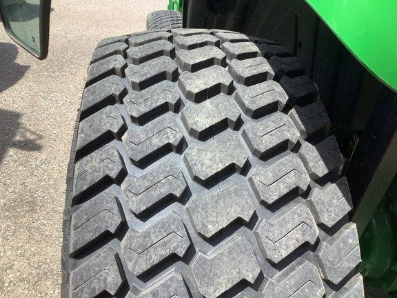 Photo of 2019 John Deere 4052R