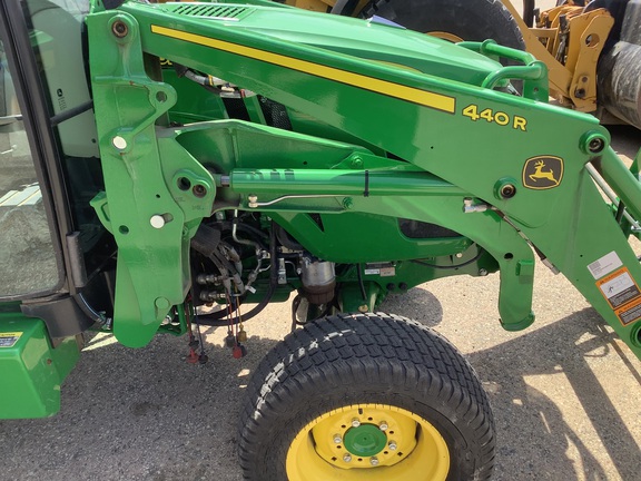 Photo of 2019 John Deere 4052R
