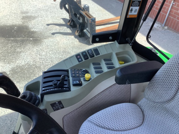 Photo of 2019 John Deere 4052R