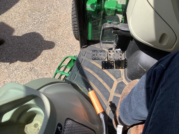 Photo of 2019 John Deere 4052R