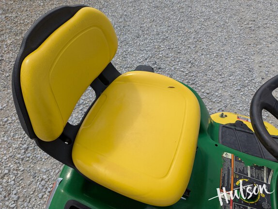 Photo of 2018 John Deere X380