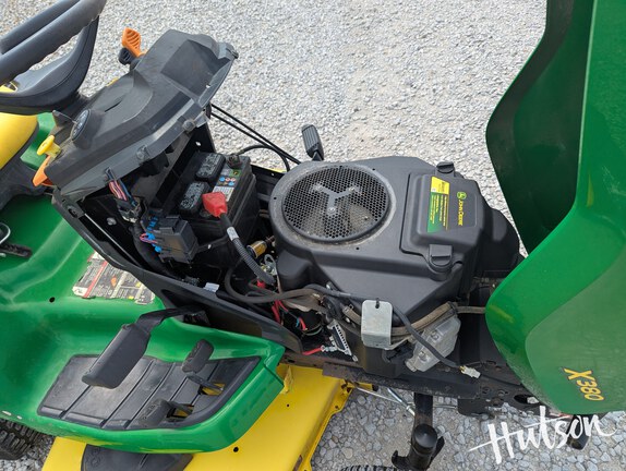 Photo of 2018 John Deere X380